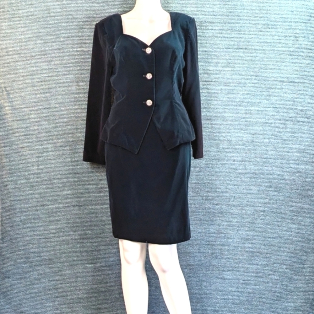 Vtg Niki Petites Velvet Skirt Set
